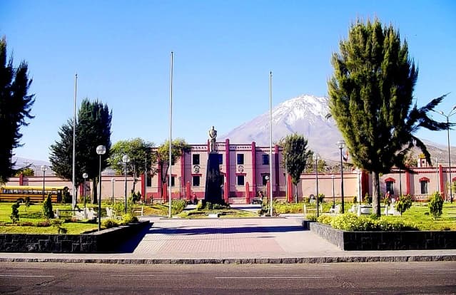 Street scene in Arequipa, Peru