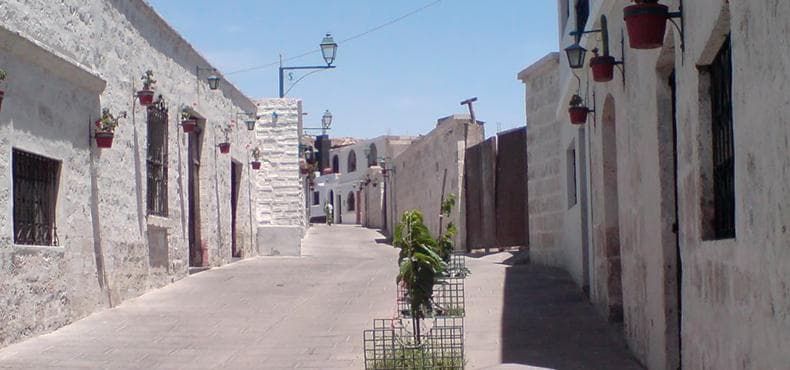 San Lázaro : L'Âme Ancienne et Intime d'Arequipa